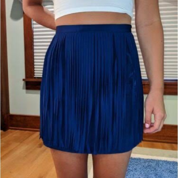 Zara limited edition fringe skirt, very sexy and smart for summer outings - Picture 4 of 5